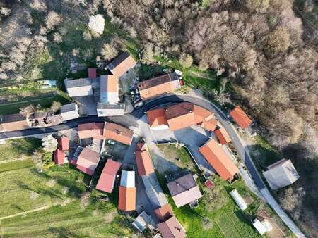 Prenovljena cesta na Studeni Gori 